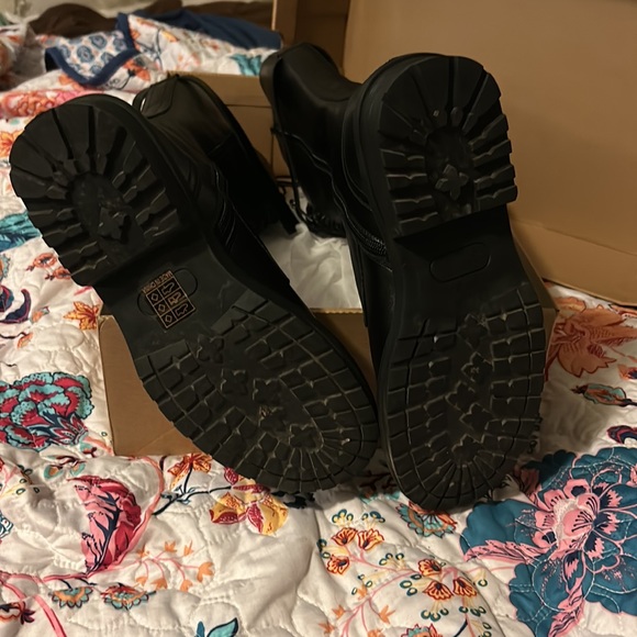 Black Lace Up Combat Boots - Picture 3 of 4